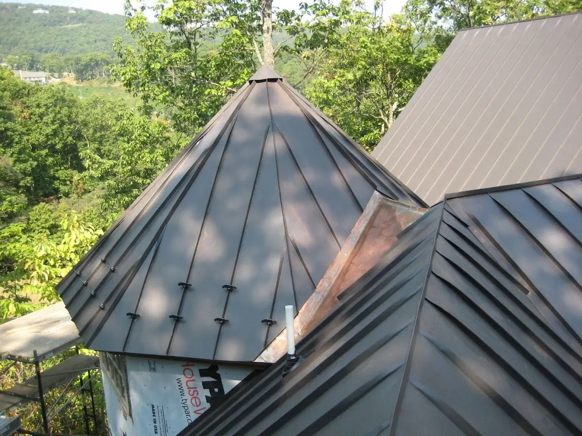 Professional Shingle Replacement & Repair by Craftsman Roofing in Rolling Fields